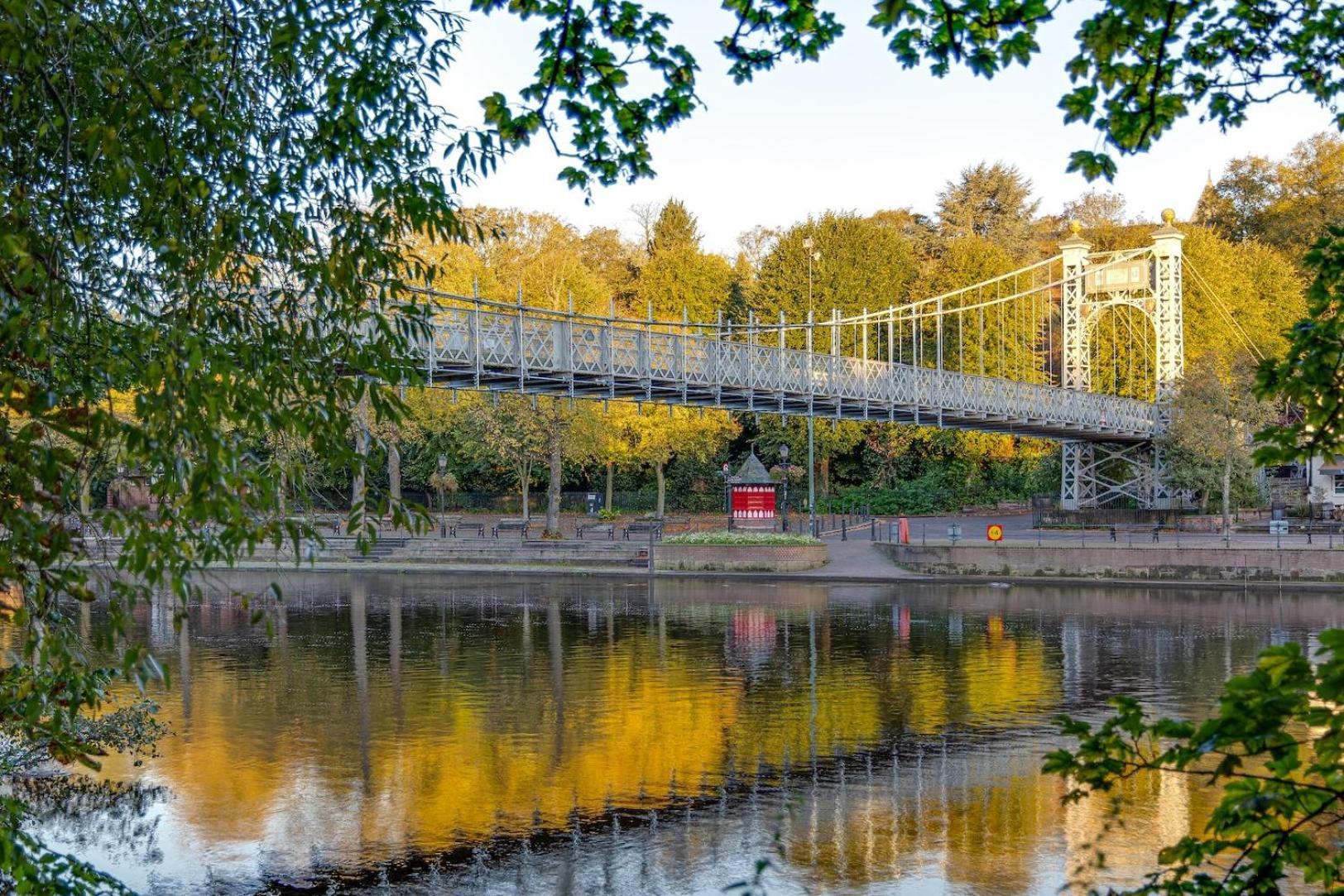 Gamul Place - Quiet City Centre Chester Eksteriør bilde