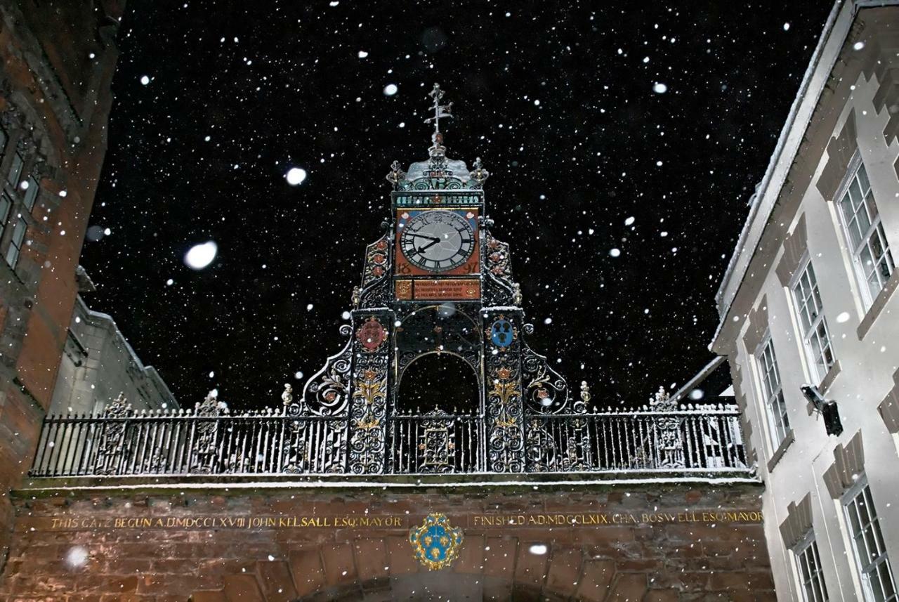 Gamul Place - Quiet City Centre Chester Eksteriør bilde